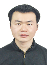 任　攀